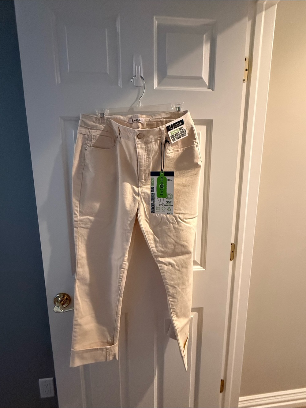 D Jeans Cream Ankle Crop Jeans